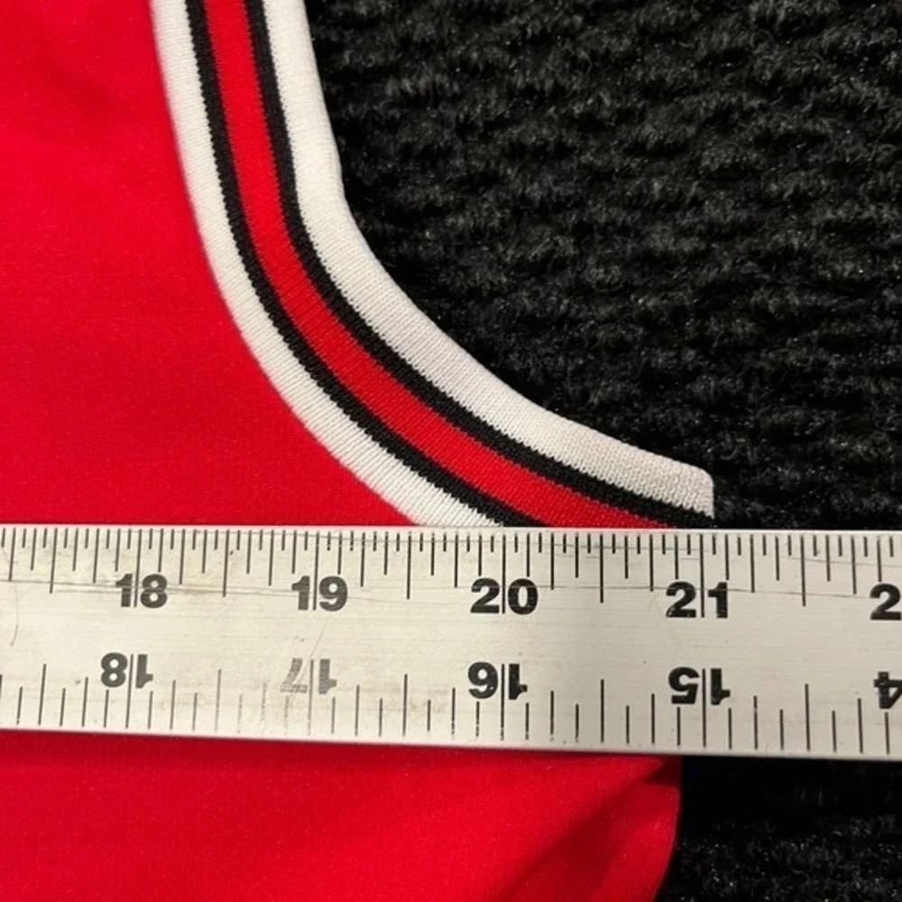 Lauri Markkanen Chicago Bulls Adidas NBA Jersey Red Basketball‎ Mens Size Medium